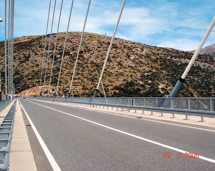 Cable Vibration Dampers Secure a Large Cable-stayed Bridge